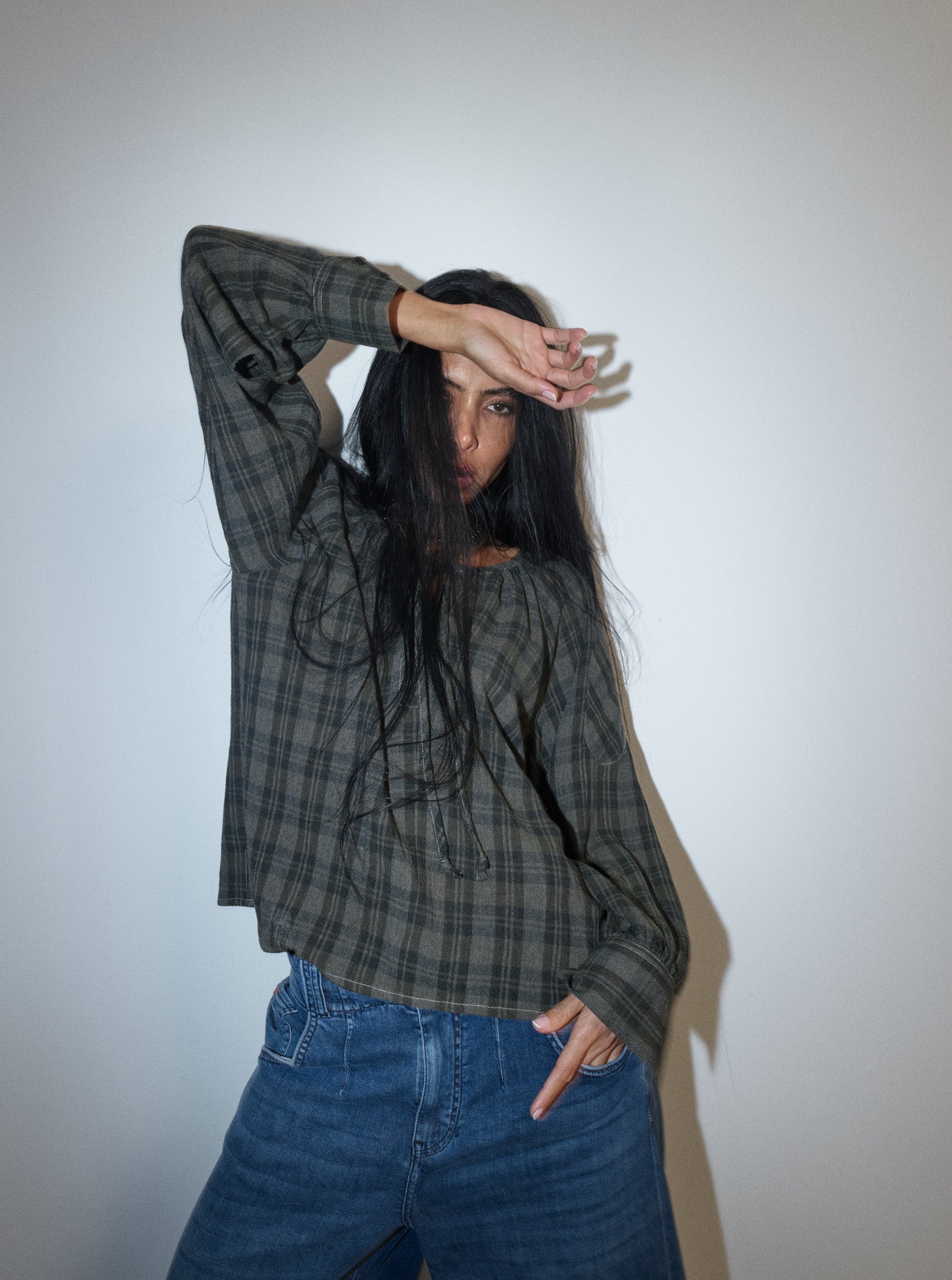 Modelshot / Kombu Green / Detail